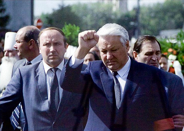 Борис Ельцин, Александр Коржаков|Фото: history4you.ru